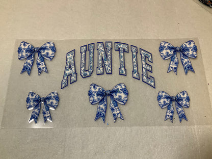 Family mama dad grandma auntie mini